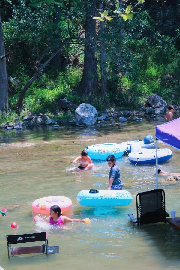 Son'S Guadalupe Glamping Tents - Adorable Riverside Glamping Tents Perfect A Family Getaway! New Braunfels Exterior photo